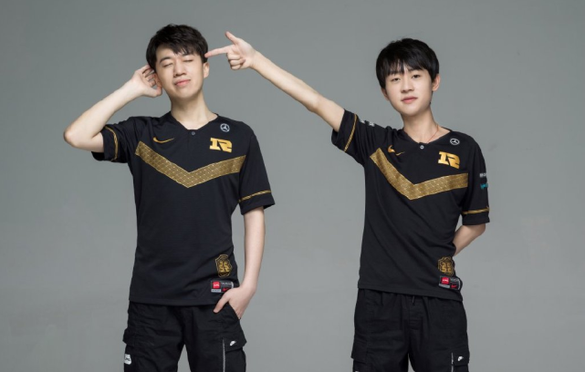 强化了其在 强化了其在